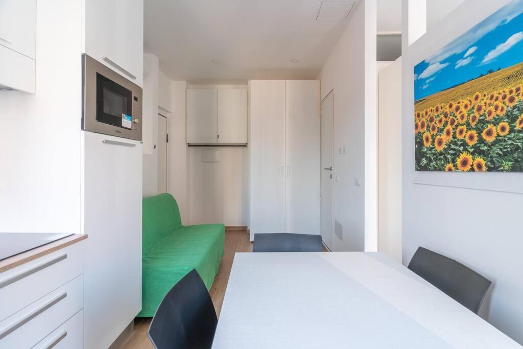 Cimiano Suite 22, New Apartment Milan Luaran gambar